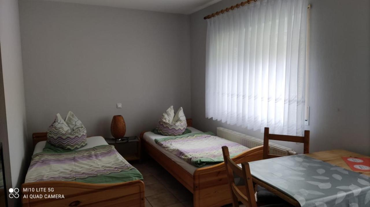 Pension Und Ferienwohnung Walther App. 2 Storkow  Εξωτερικό φωτογραφία